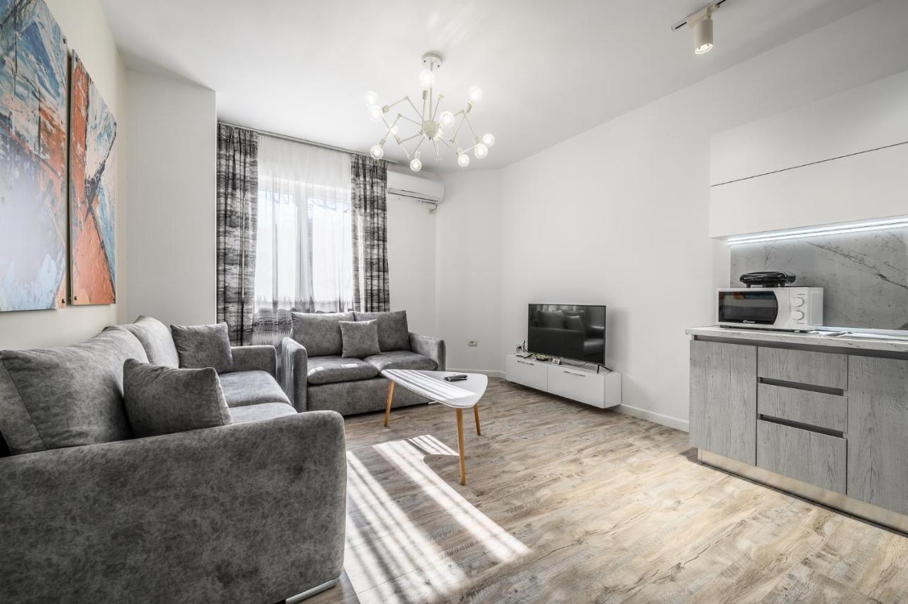 Miku Apartment-Modernly Designed Downtown Tirana Eksteriør billede